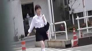 Inexperienced tender schoolgirl gets quickly pulled into street sharking