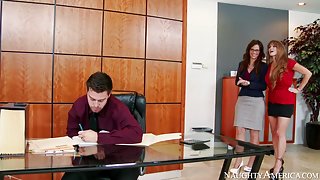 Darla Crane & Syren De Mer & Seth Gamble in Naughty Office