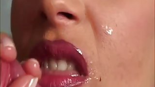 Hot Creamy Lipstick Cumshot